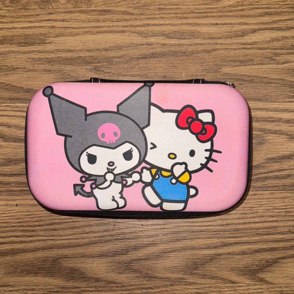 Hello kitty carrying case